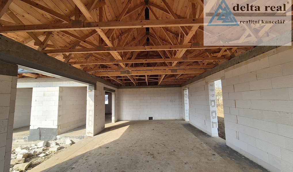 Prodej domu 221 m² s pozemkem 910 m², Loštice – náhled fotky 23
