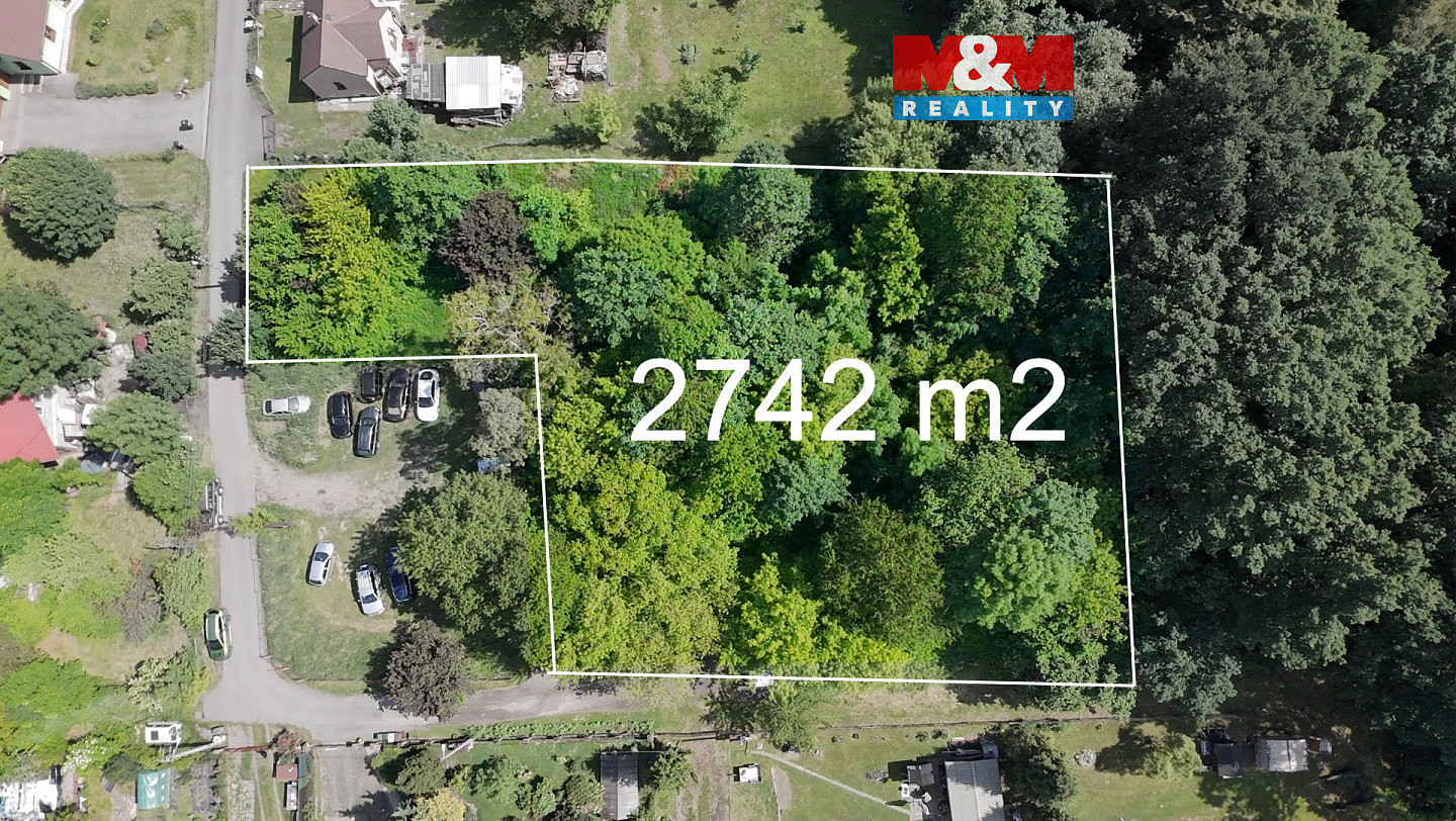 Prodej stavebního pozemku 2 754 m²