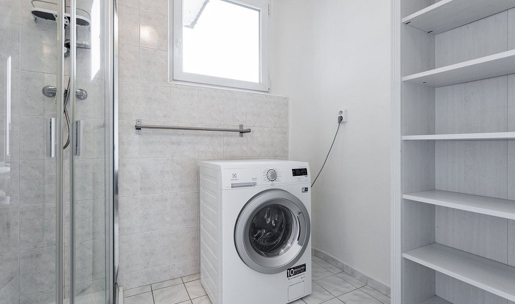 Pronájem bytu 3+1 96 m², Praha – náhled fotky 7