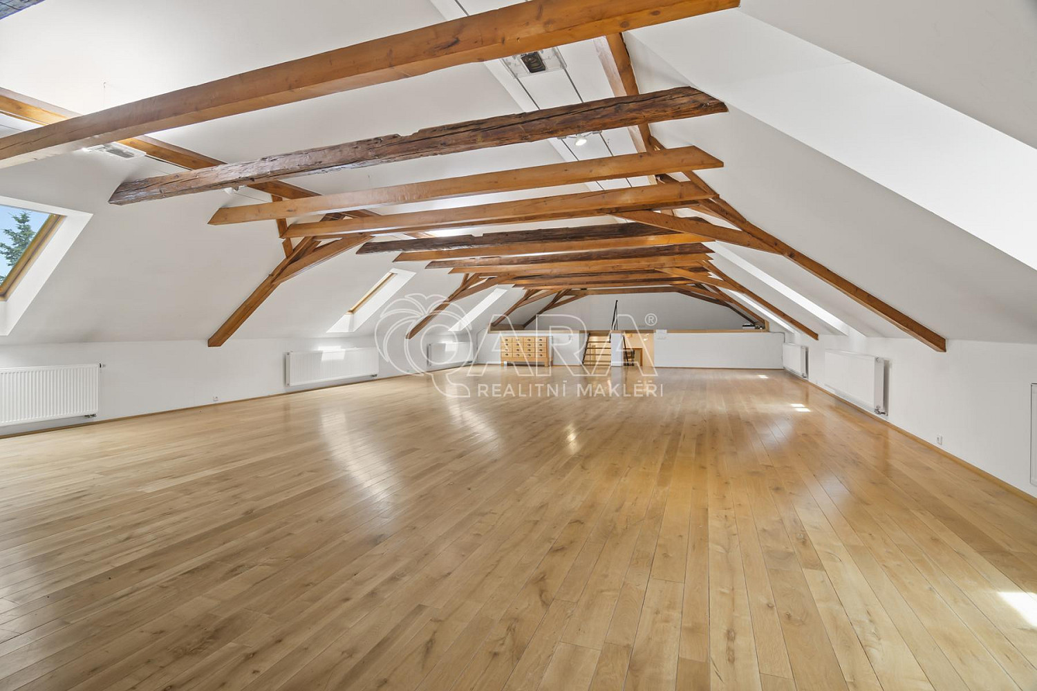 Prodej komerčního objektu (jiného typu) 470 m² – pohled 4