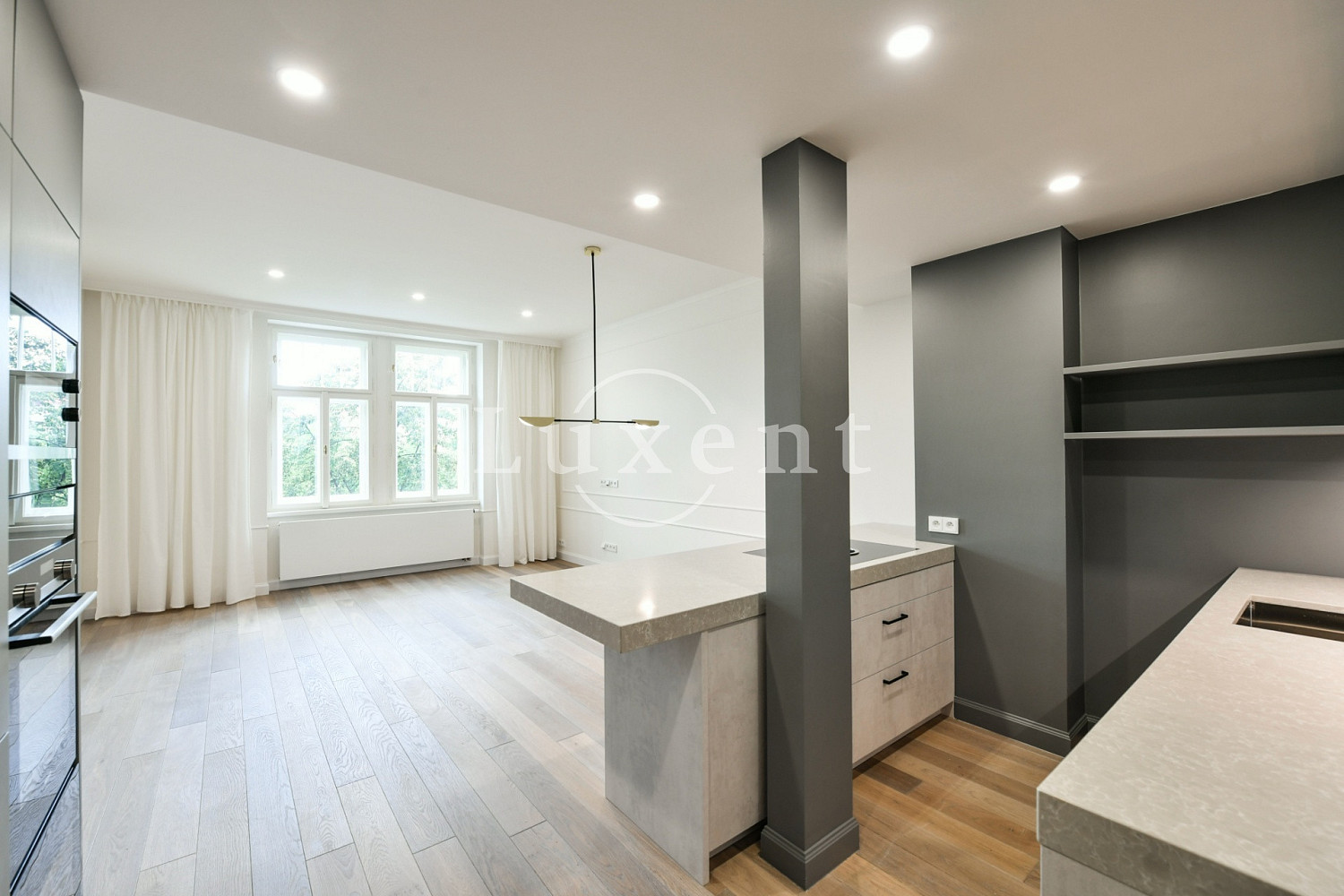 Pronájem bytu 4+kk 107 m²