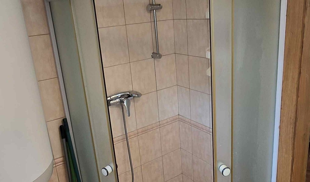 Pronájem domu 130 m² s pozemkem 200 m², Osek – náhled fotky 23