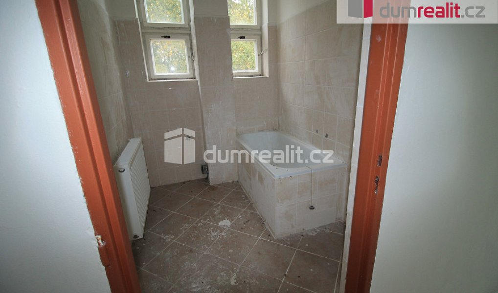 Prodej ubytovacího objektu 2 000 m², Aš – náhled fotky 16