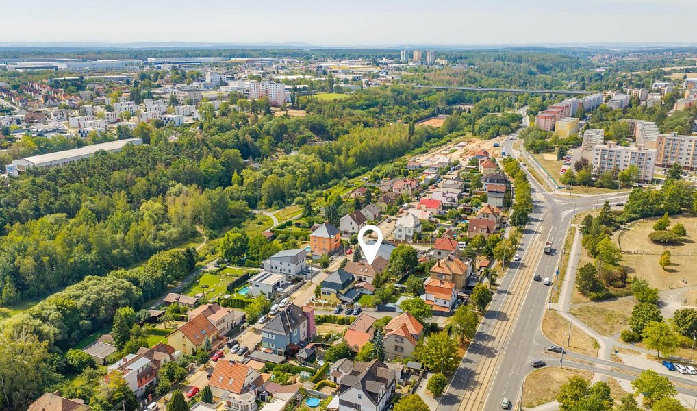 Prodej domu 340 m² s pozemkem 681 m², Plzeň – náhled fotky 37