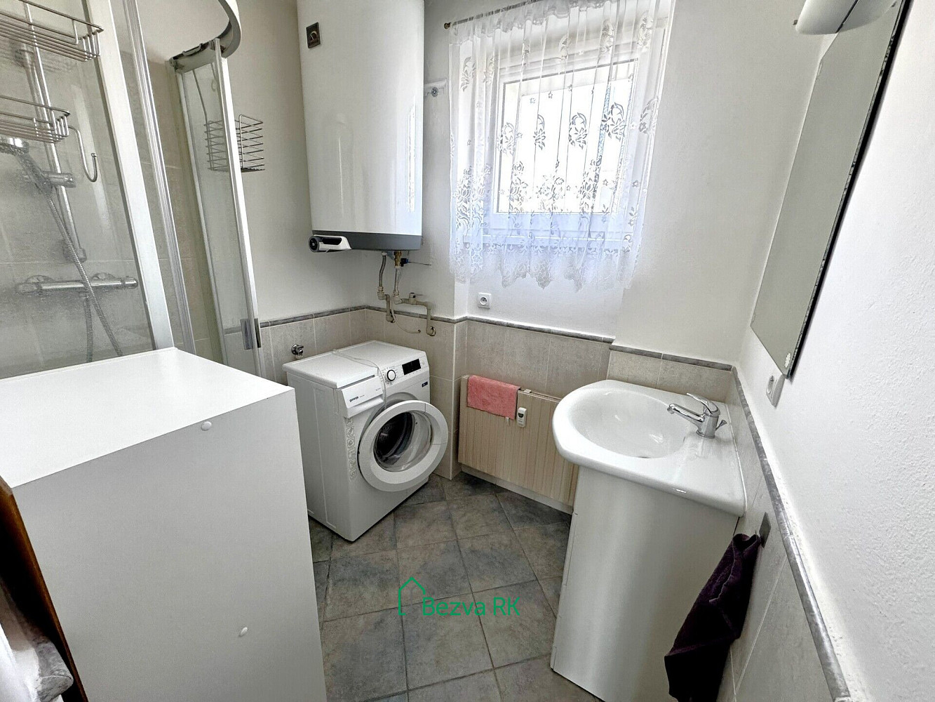 Prodej bytu 1+1 48 m² – fotografie 4