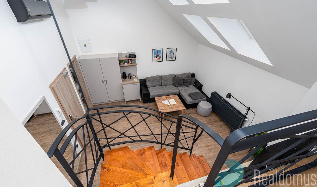 Prodej ubytovacího objektu 953 m², Sepekov – náhled fotky 20