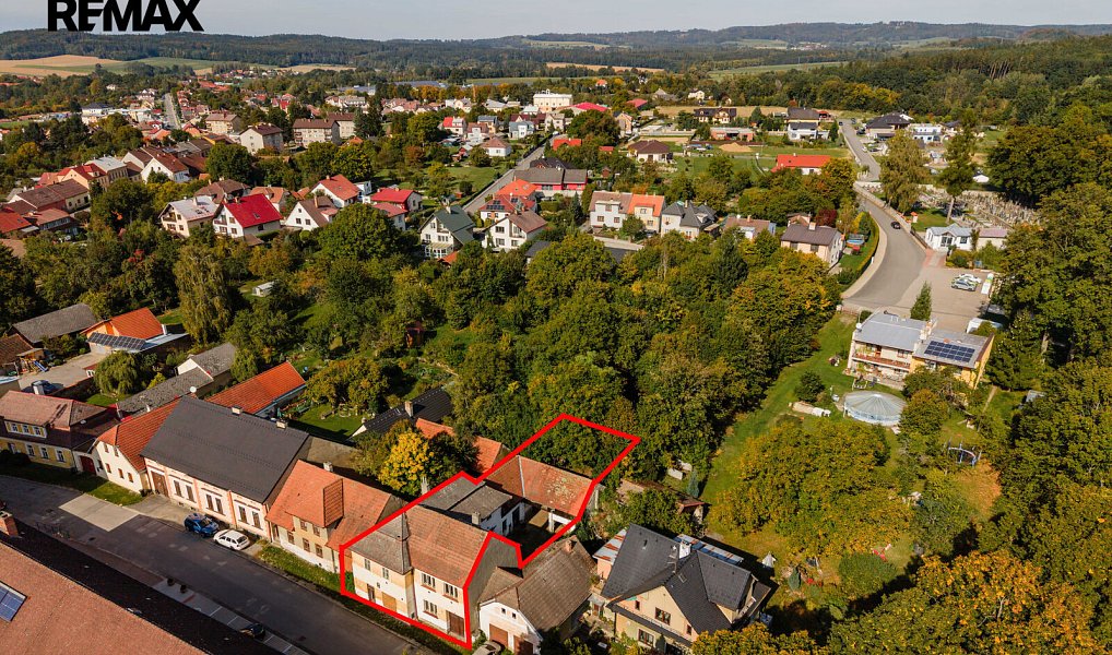 Prodej domu 272 m² s pozemkem 703 m², Chýnov – náhled fotky 2
