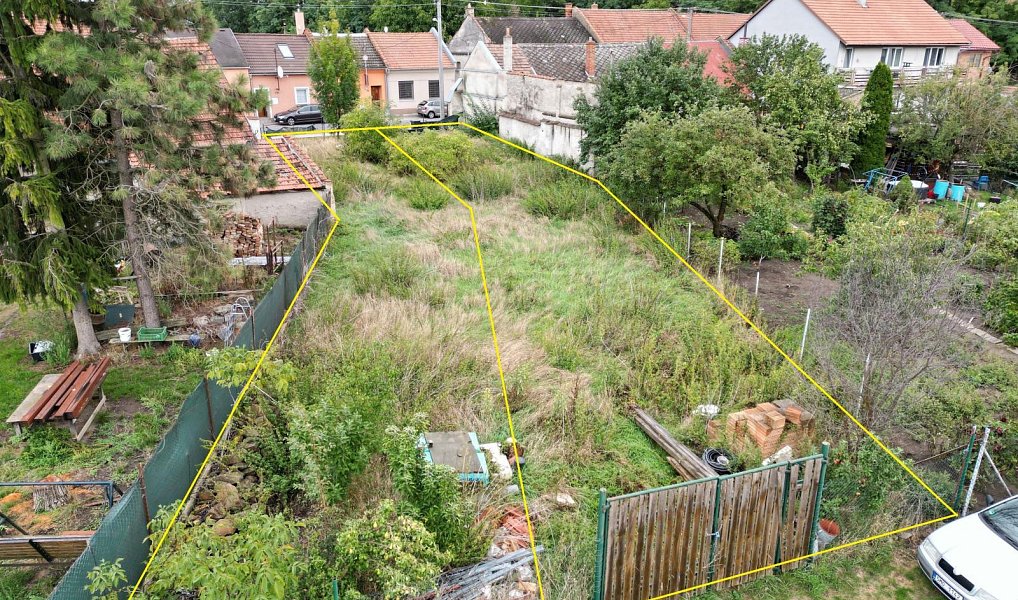 Prodej stavebního pozemku 300 m², Hrubčice – náhled fotky 2