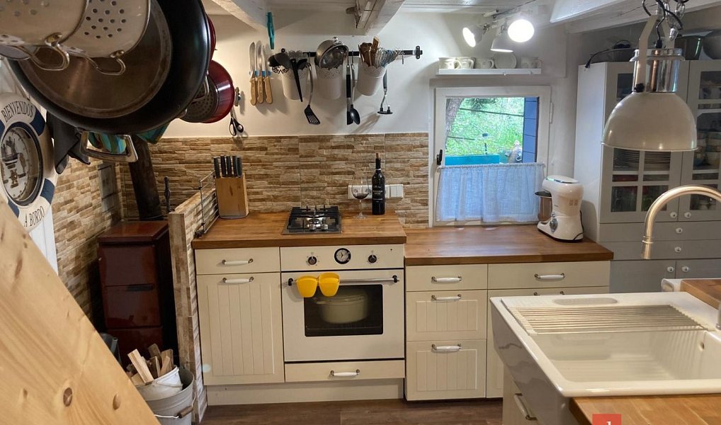 Prodej domu 58 m² s pozemkem 428 m², Bohy – náhled fotky 3