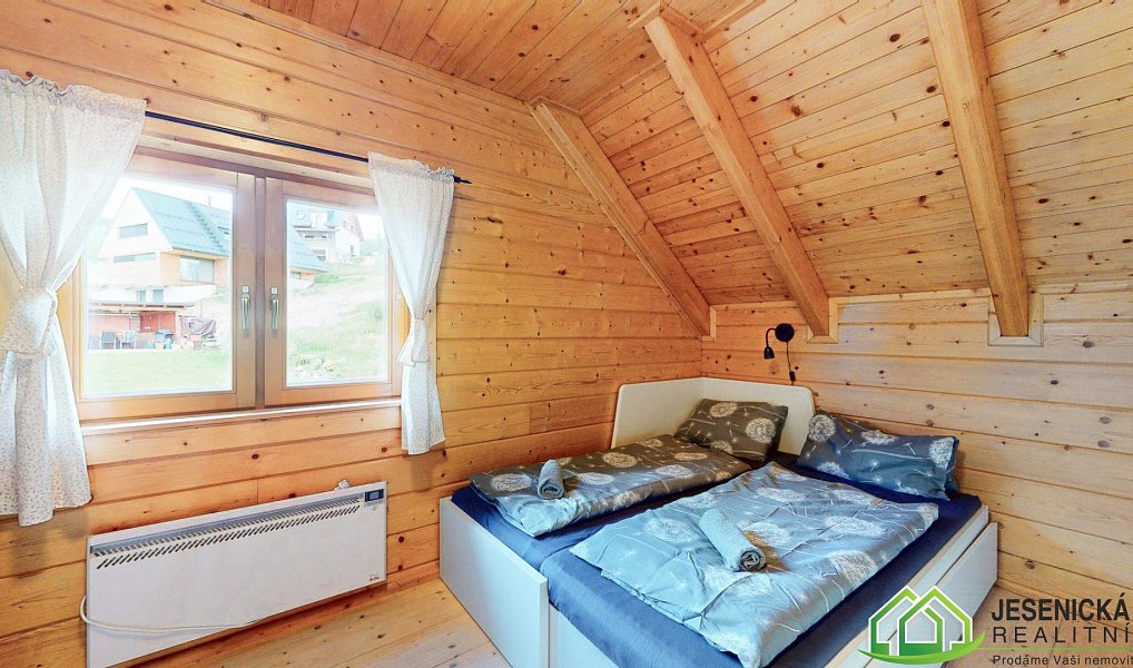 Prodej chaty/chalupy 249 m² s pozemkem 829 m², Staré Město – náhled fotky 28
