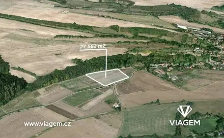 Prodej pole 27 562 m², Kochánky, okres Mladá Boleslav