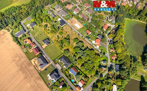 Prodej stavebního pozemku 995 m², Vínová, Březí, okres Praha-východ