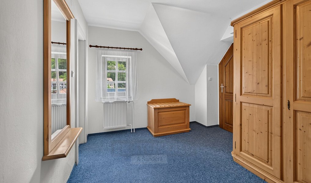 Prodej ubytovacího objektu 1 750 m², Rožmberk nad Vltavou – náhled fotky 24