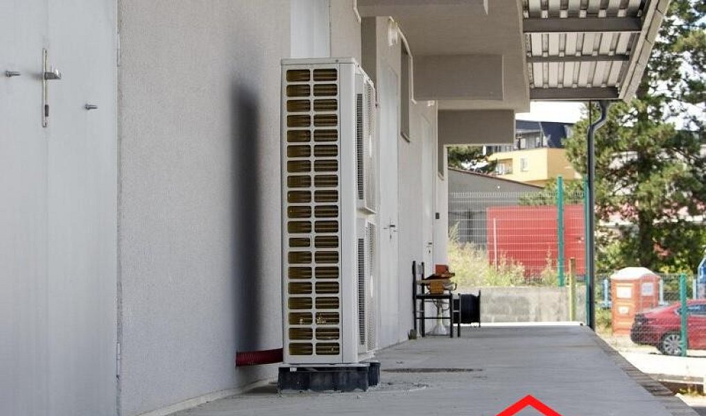 Pronájem skladovacích prostor 274 m², Šenov – náhled fotky 13