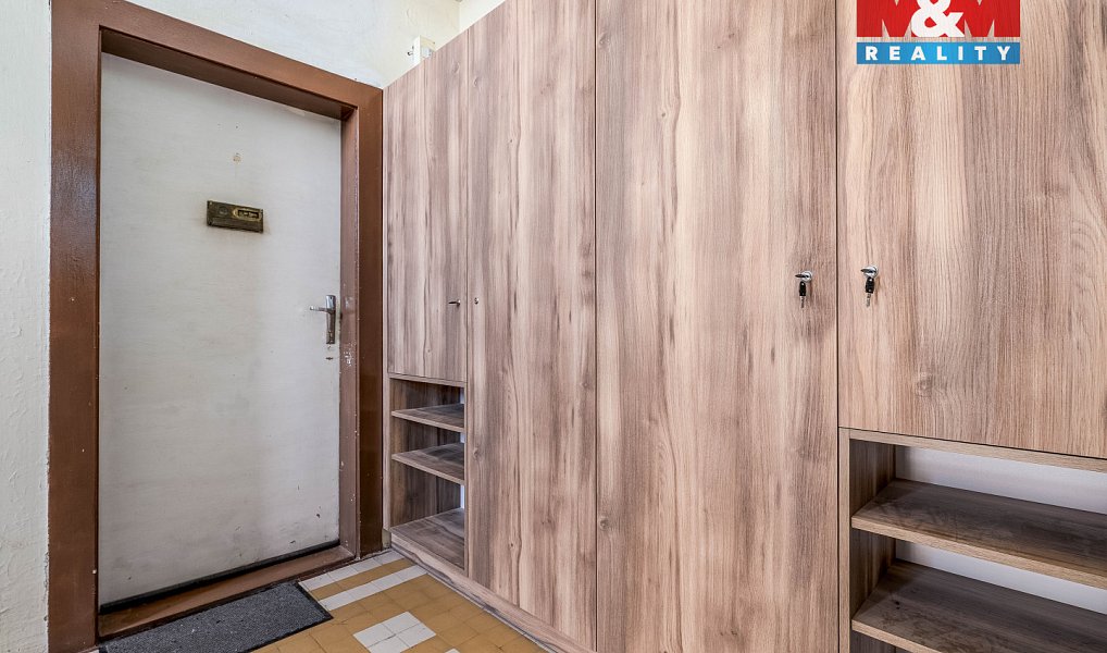 Prodej nájemního domu, činžáku 280 m², Dymokury – náhled fotky 21