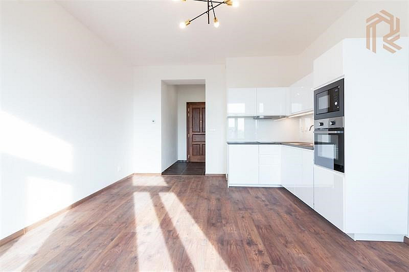 Pronájem bytu 1+kk 31 m² — photo 2