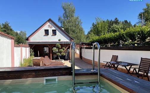 Prodej chaty/chalupy 220 m² s pozemkem 867 m², Nová Paka - Štikov, okres Jičín