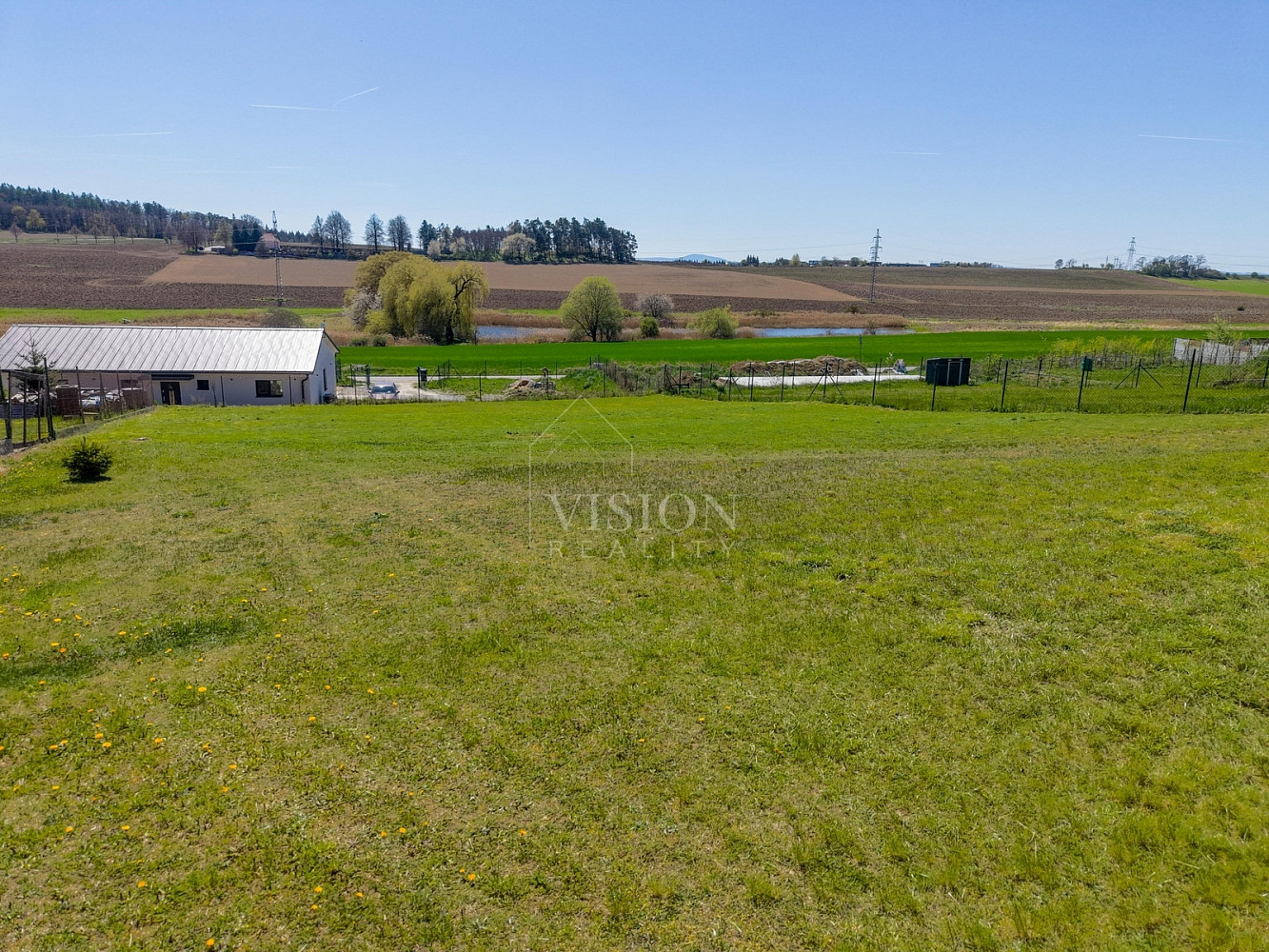 Prodej stavebního pozemku 1 233 m² – fotografie 3