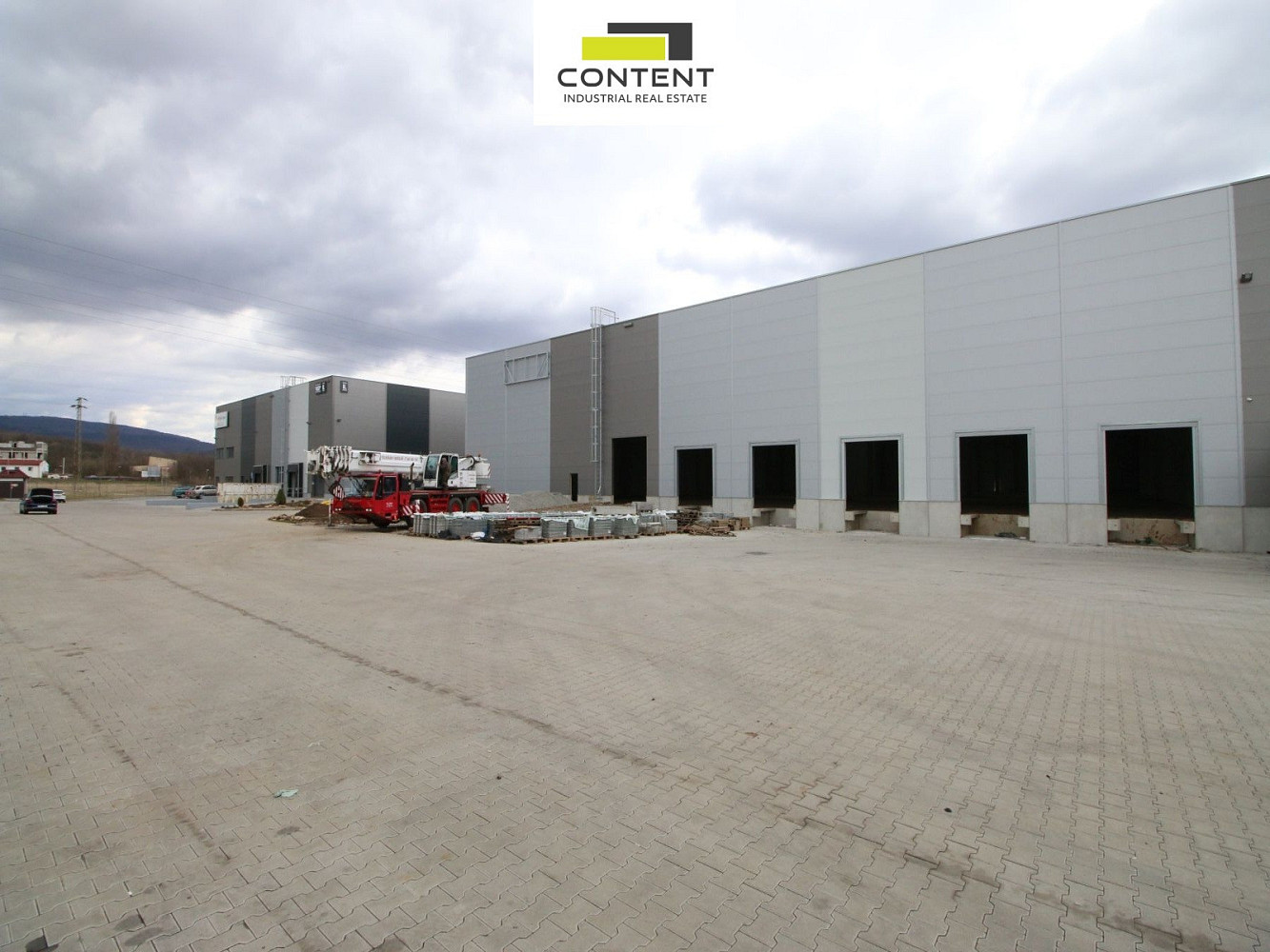 Pronájem skladovacích prostor 4 000 m² – fotografie 4