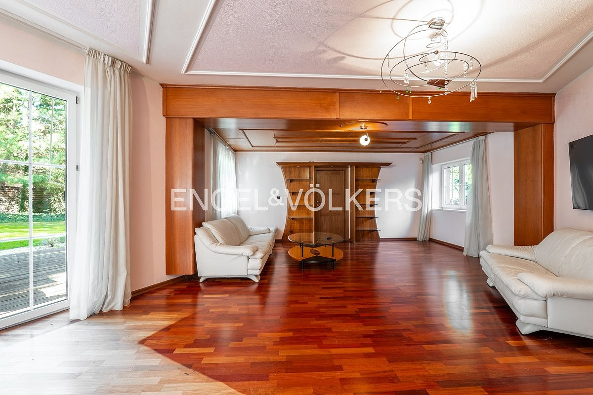 Prodej domu 463 m² s pozemkem 1 277 m² — photo 3