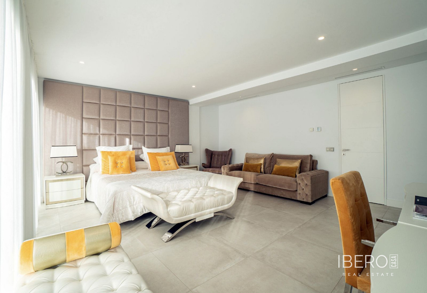 6+kk House in Marbella, Nueva Andalucía - Más