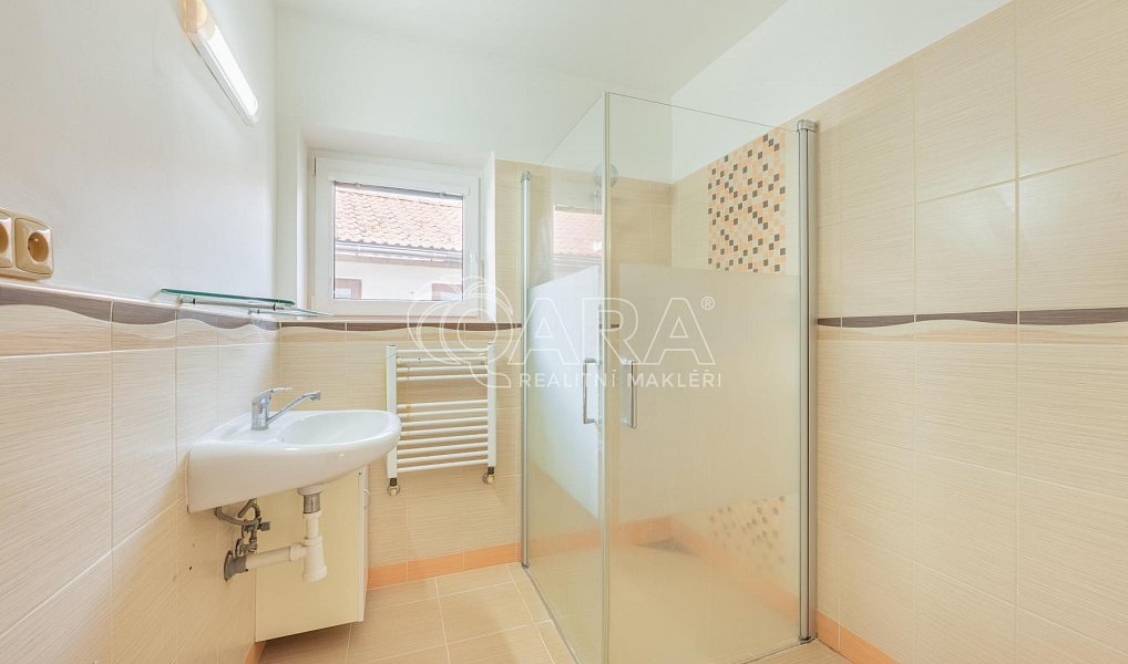 Prodej domu 362 m² s pozemkem 1 568 m², Zvánovice – náhled fotky 18