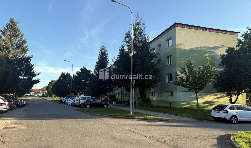 Prodej bytu 3+1 80 m², Uherský Ostroh – náhled fotky 14
