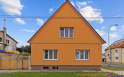 Prodej domu 153 m² s pozemkem 388 m², R. Novotného, Kladno - Kročehlavy