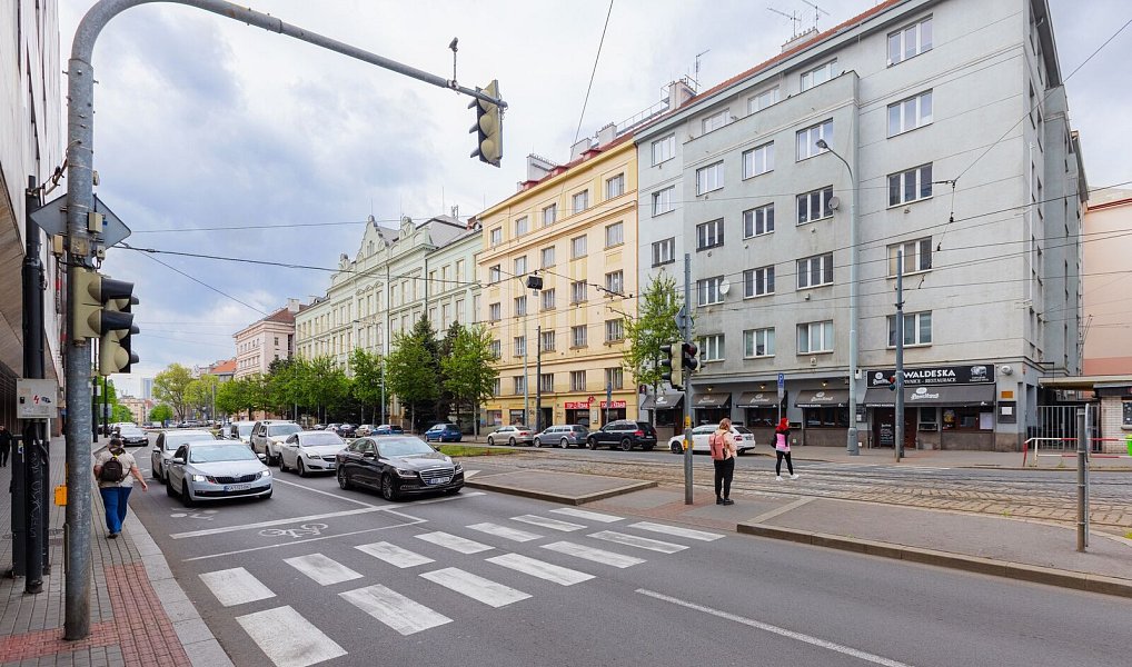 Prodej bytu 3+1 75 m², Praha – náhled fotky 3