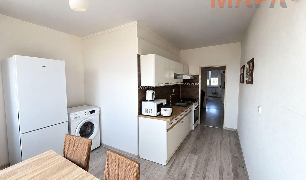 Prodej bytu 3+1 80 m², Chomutov – náhled fotky 2