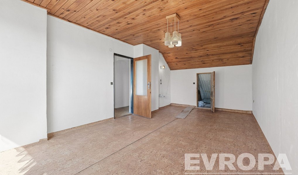 Prodej domu 150 m² s pozemkem 1 131 m², Lovčice – náhled fotky 18