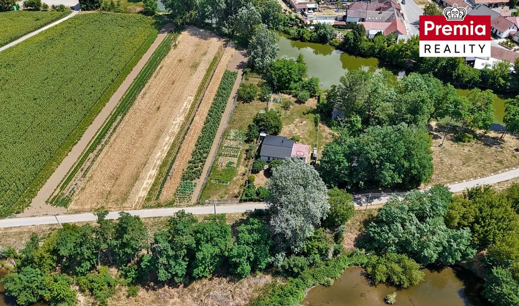 Prodej zahrady 1 034 m², Medlov – náhled fotky 12