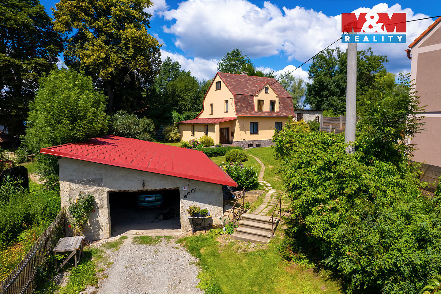 Prodej domu 140 m² s pozemkem 1 758 m² – fotografie 2