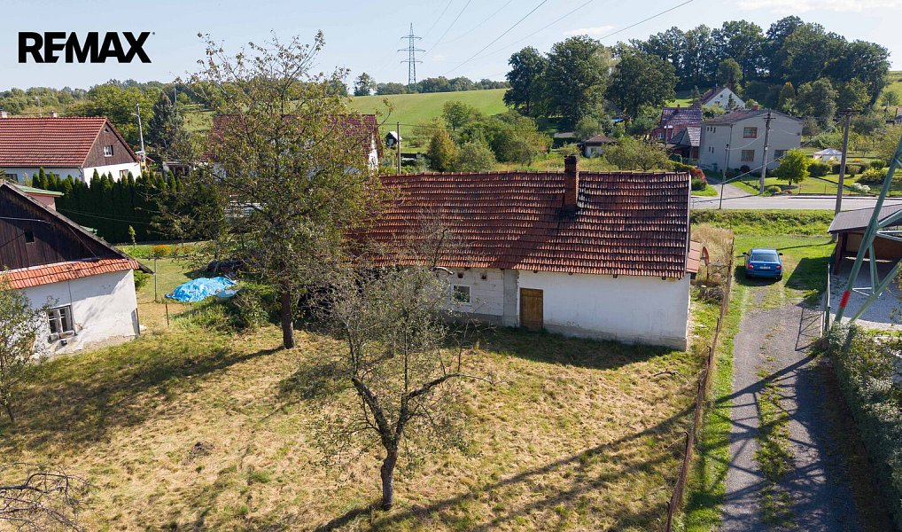 Prodej stavebního pozemku 818 m², Závišice – náhled fotky 4