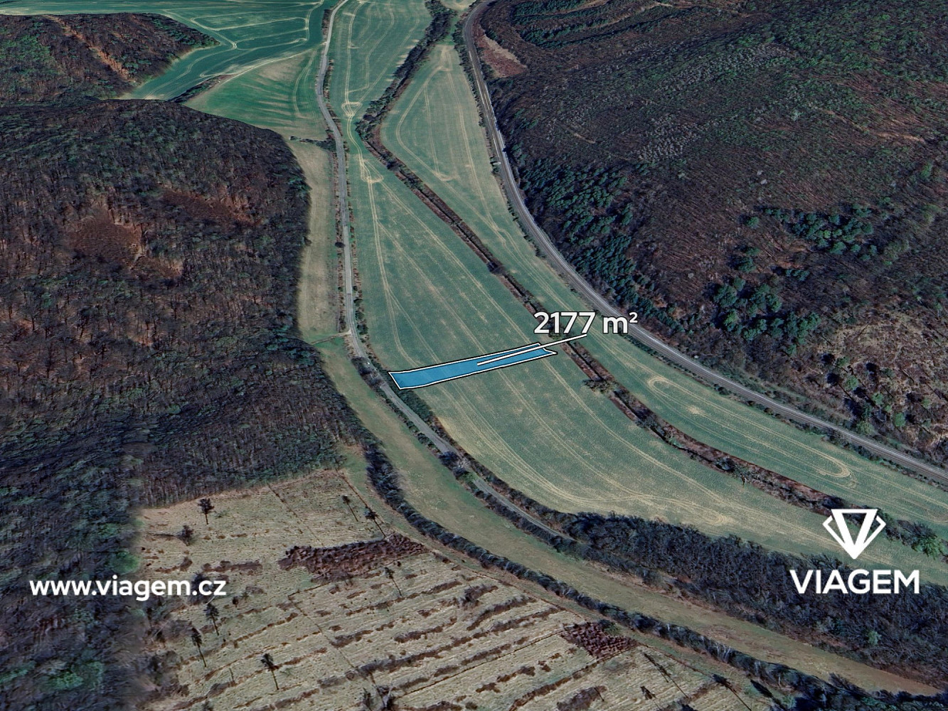 Prodej pole 2 177 m²