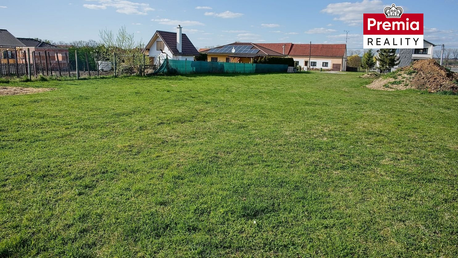 Prodej stavebního pozemku 1 778 m² – fotografie 2
