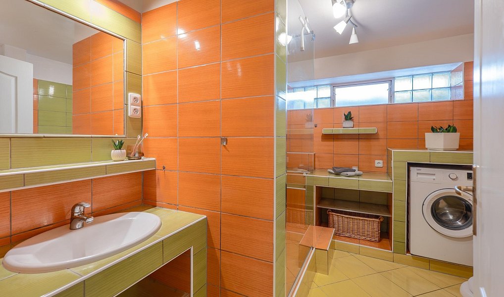 Prodej domu 319 m² s pozemkem 300 m², Sluhy – náhled fotky 27