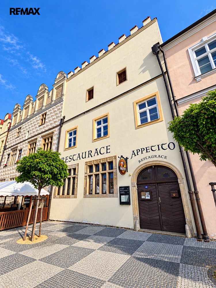 Prodej restaurace 560 m²