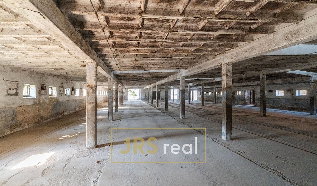 Prodej skladovacích prostor 1 874 m², Křepice – náhled fotky 3