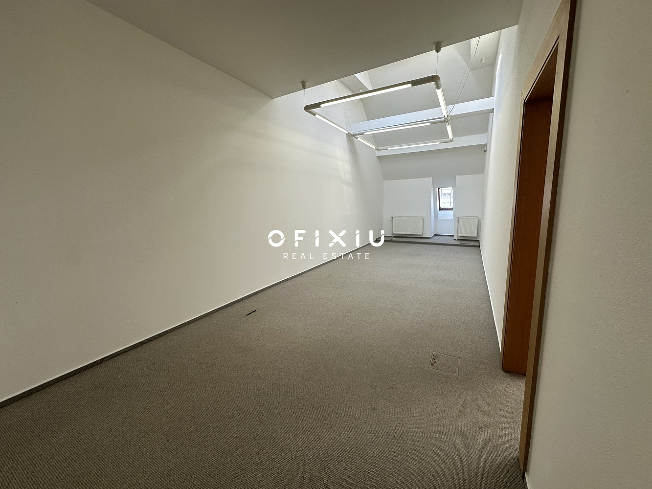 Pronájem kanceláře 71 m² – fotografie 4