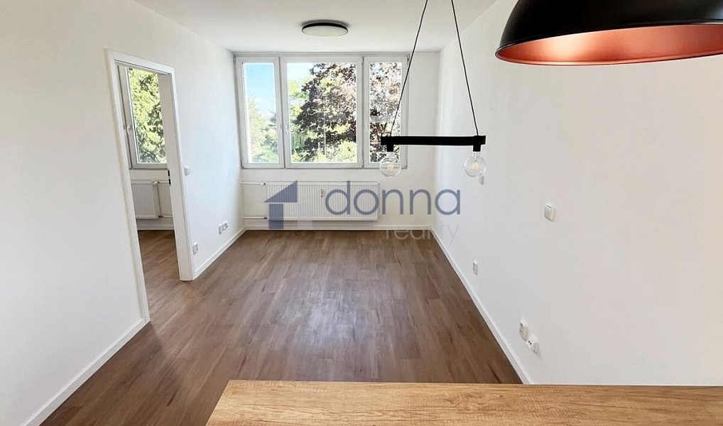 Pronájem bytu 2+kk 48 m², Praha – náhled fotky 3