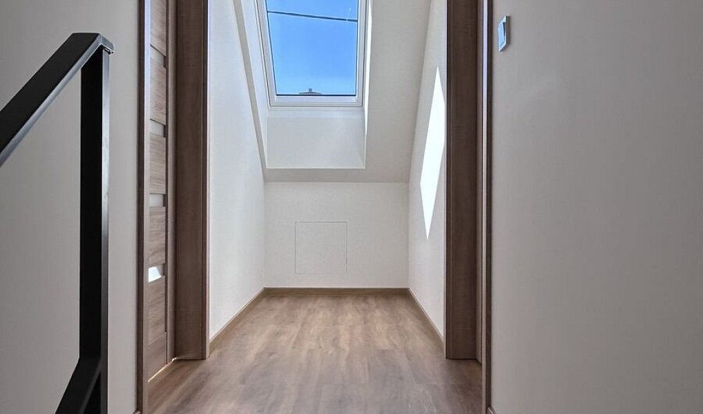 Prodej domu 132 m² s pozemkem 1 031 m², Nechanice – náhled fotky 17