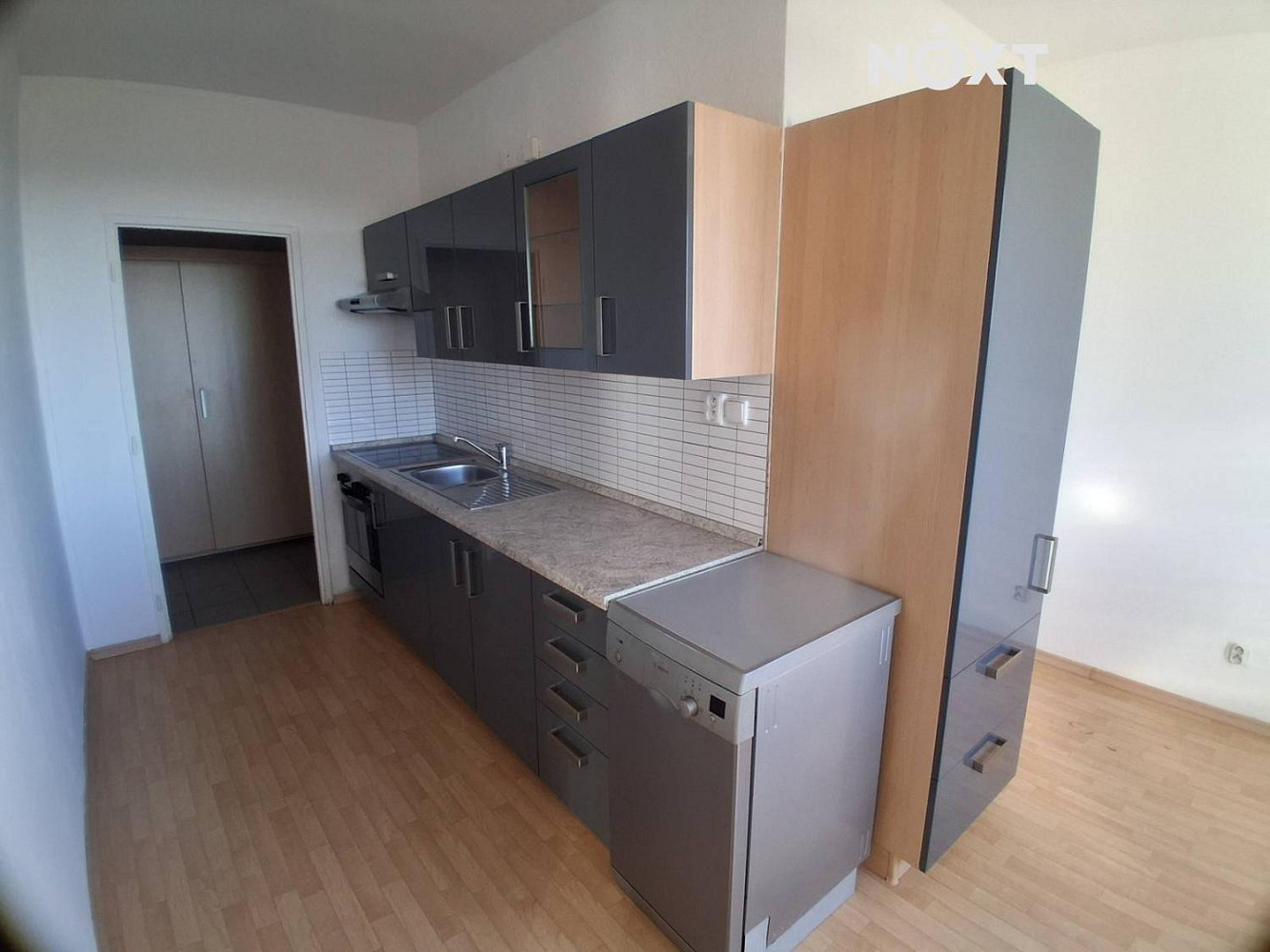 Pronájem bytu 3+kk 67 m² – fotografie 3