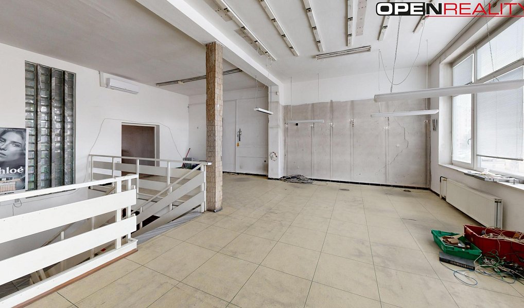 Prodej komerčního objektu (jiného typu) 420 m², Veselí nad Moravou – náhled fotky 3