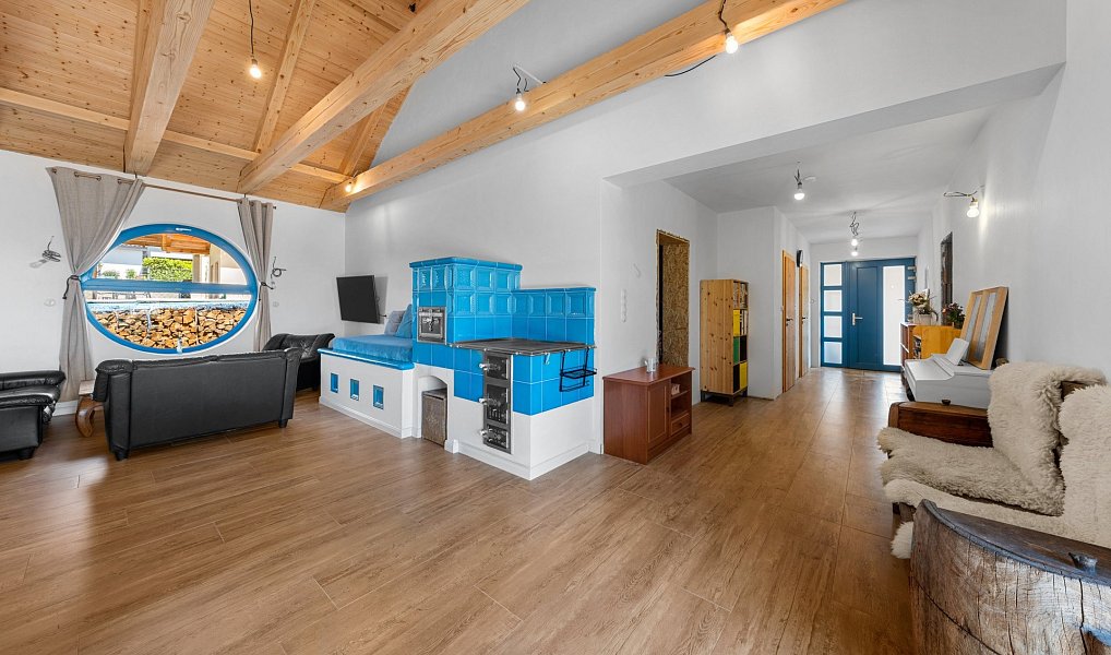 Prodej domu 182 m² s pozemkem 1 107 m², Trnovany – náhled fotky 6