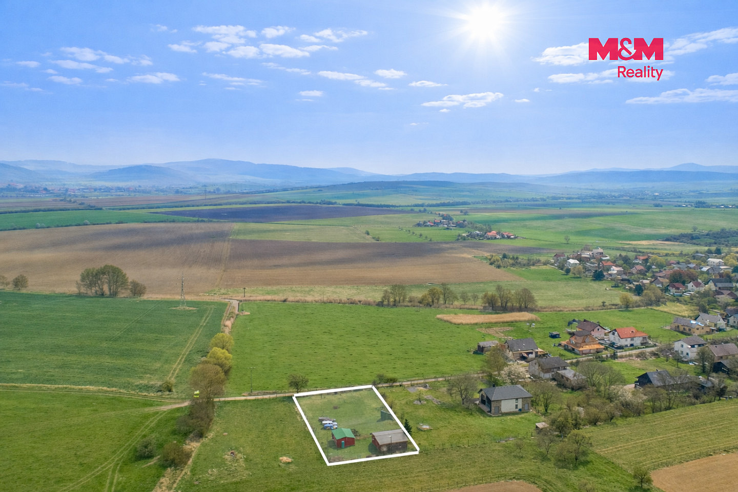 Prodej stavebního pozemku 1 784 m² – fotografie 2