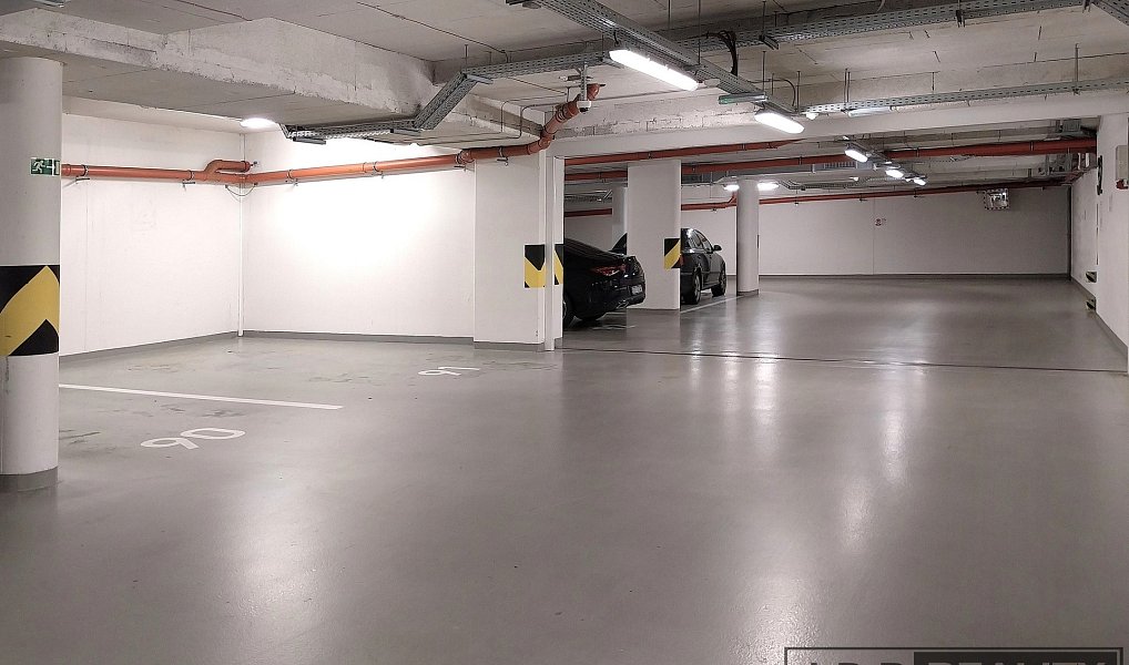 Prodej garážového stání 18 m2, Praha - Holešovice, Praha – náhled fotky 5