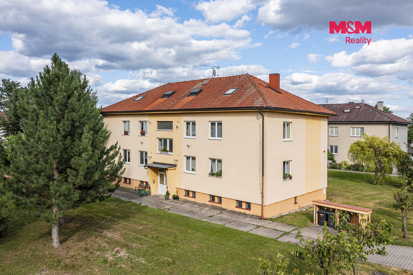 Prodej nájemního domu, činžáku 354 m² — photo 3