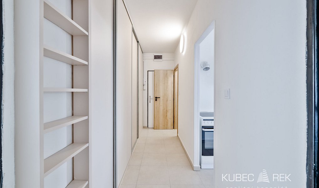 Prodej bytu 2+1 64 m², Tábor – náhled fotky 14