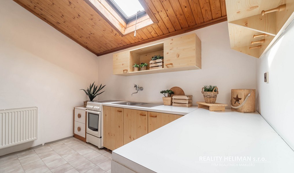 Prodej domu 154 m² s pozemkem 1 844 m², Jenštejn – náhled fotky 29